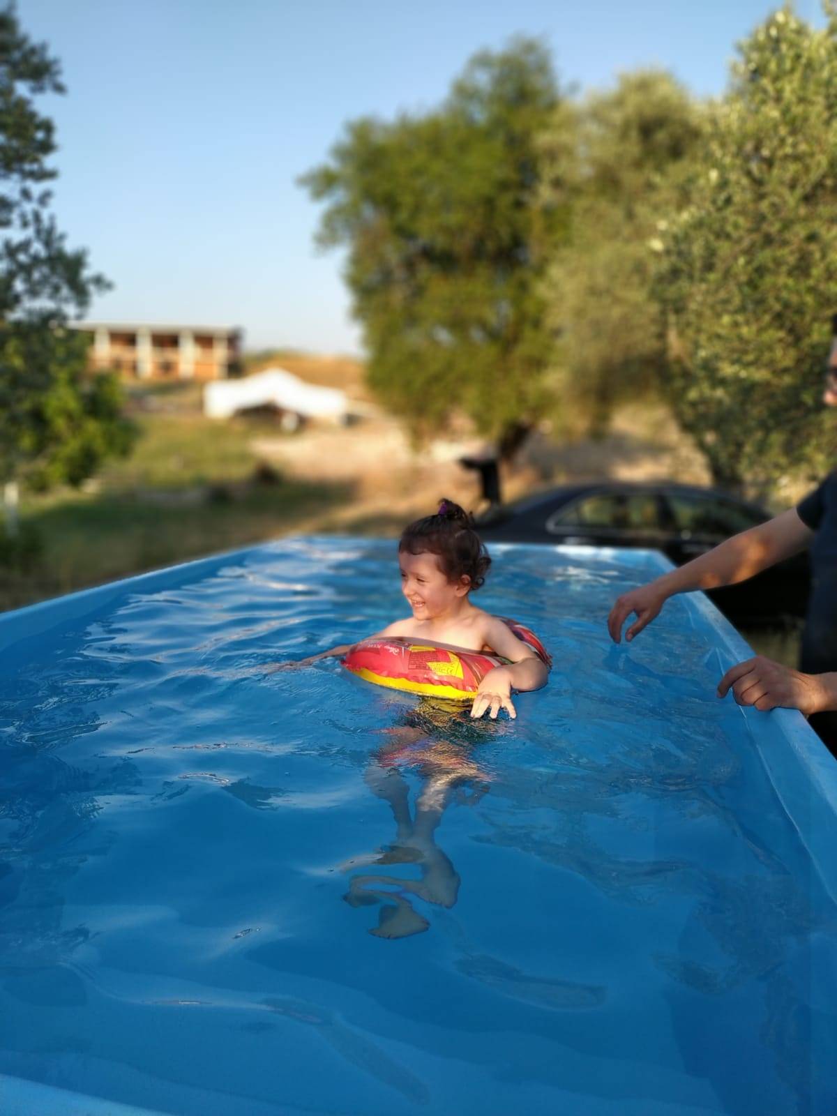 Çocuklara Özel Polyester  Fibergalss  Monoblok Yüzme Havuzu Çalışmamız 